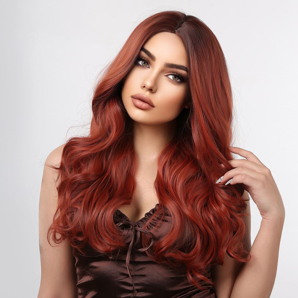 Perruque auburn féminité