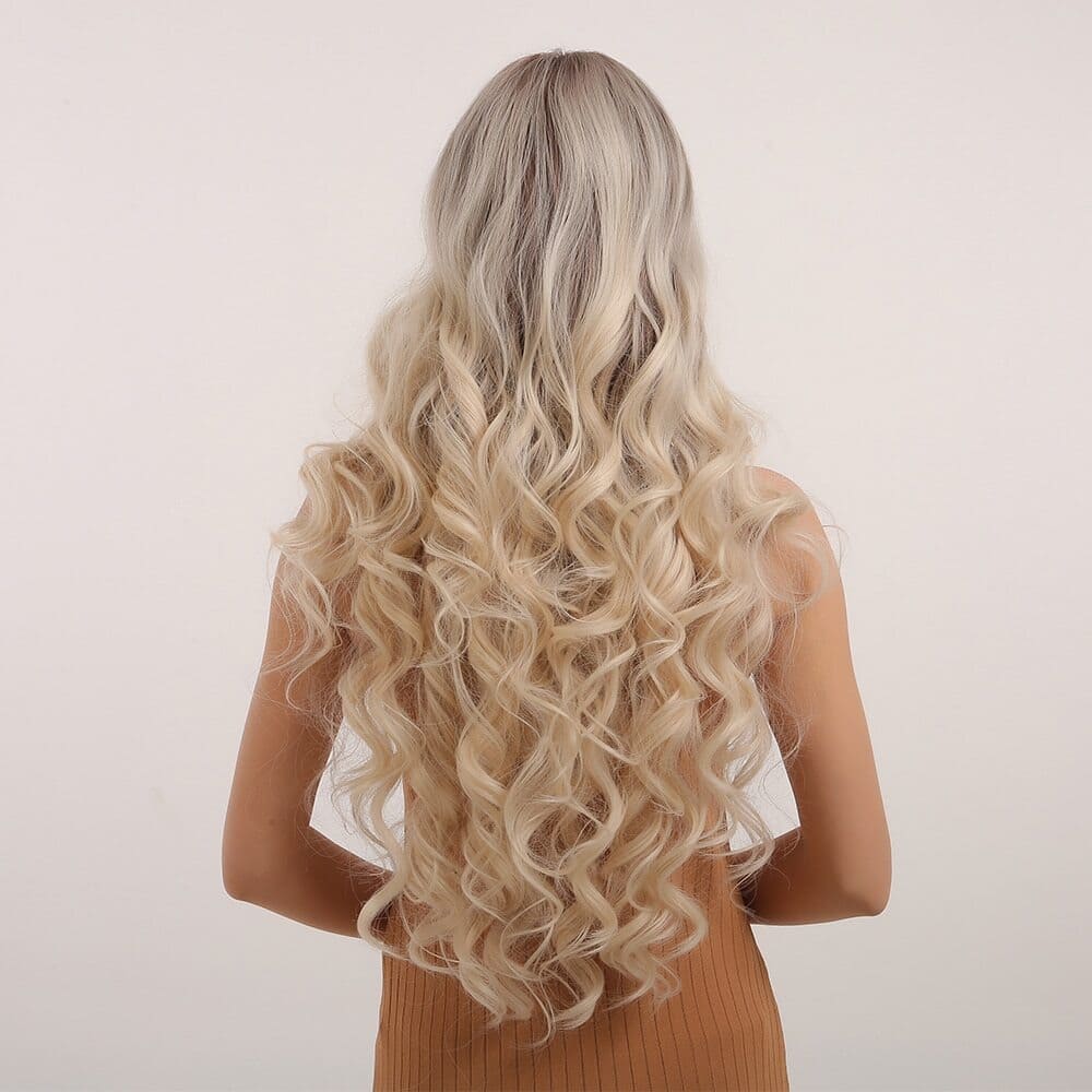 Perruque blonde platine bouclée dos