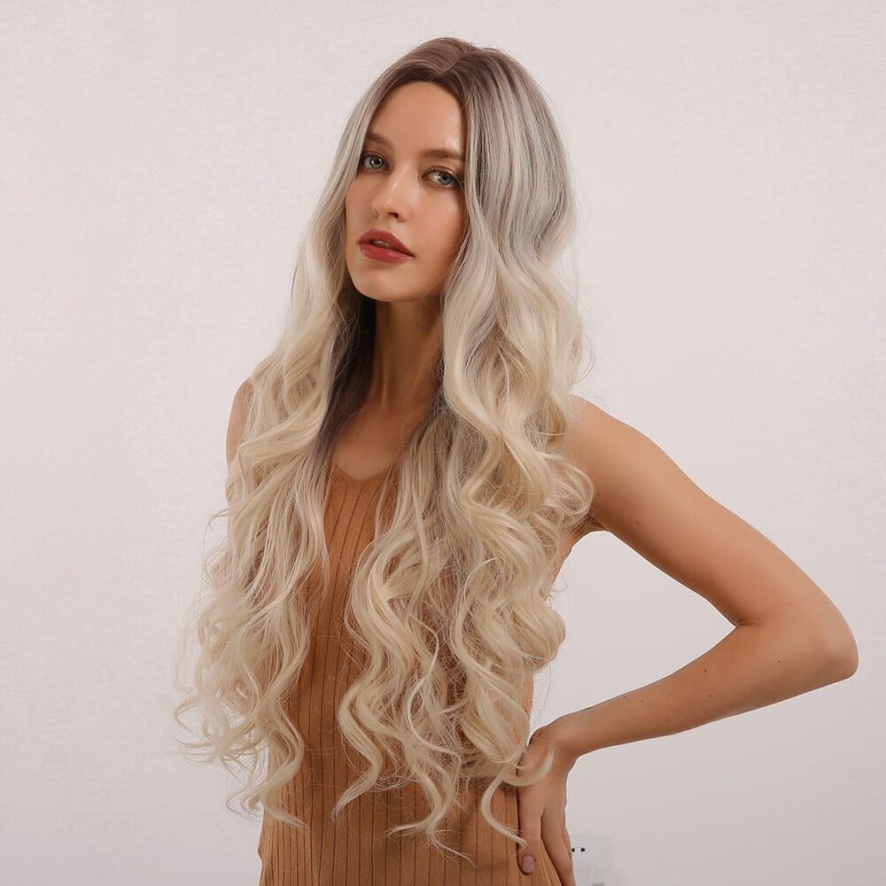 Perruque blonde platine bouclée longue
