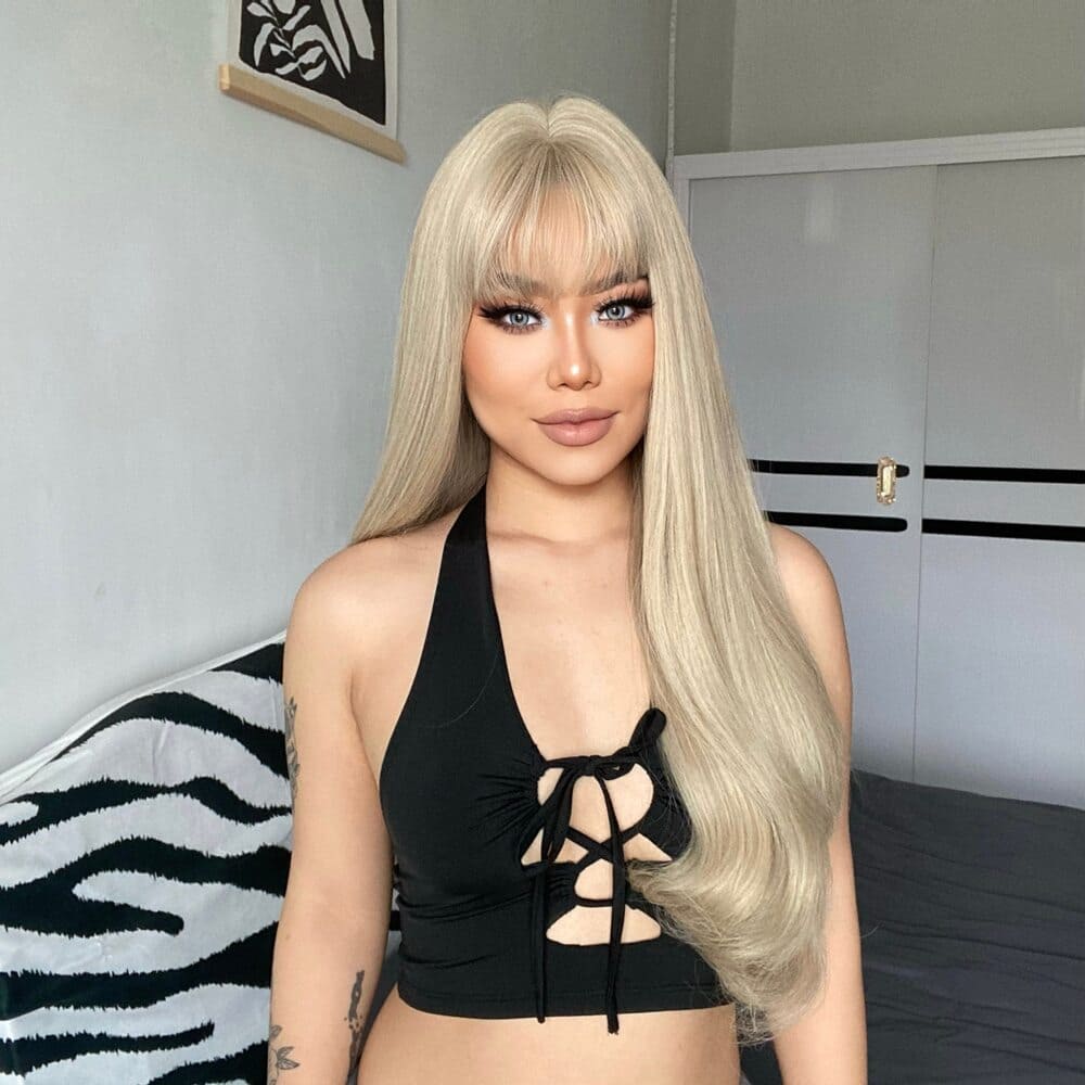 Perruque blonde réaliste femme