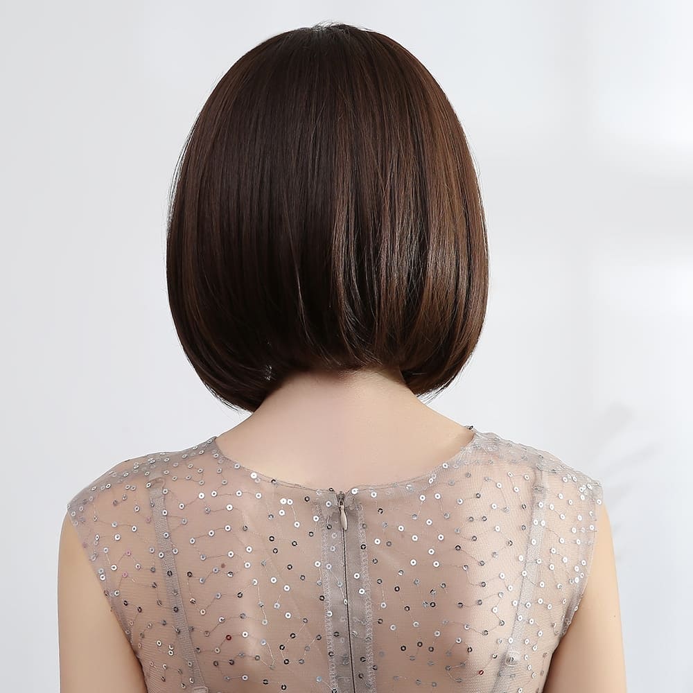 Perruque brune carré dos