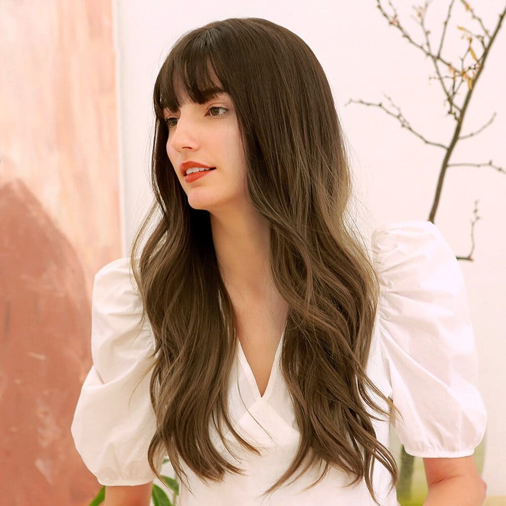 Perruque brune frange ondulation