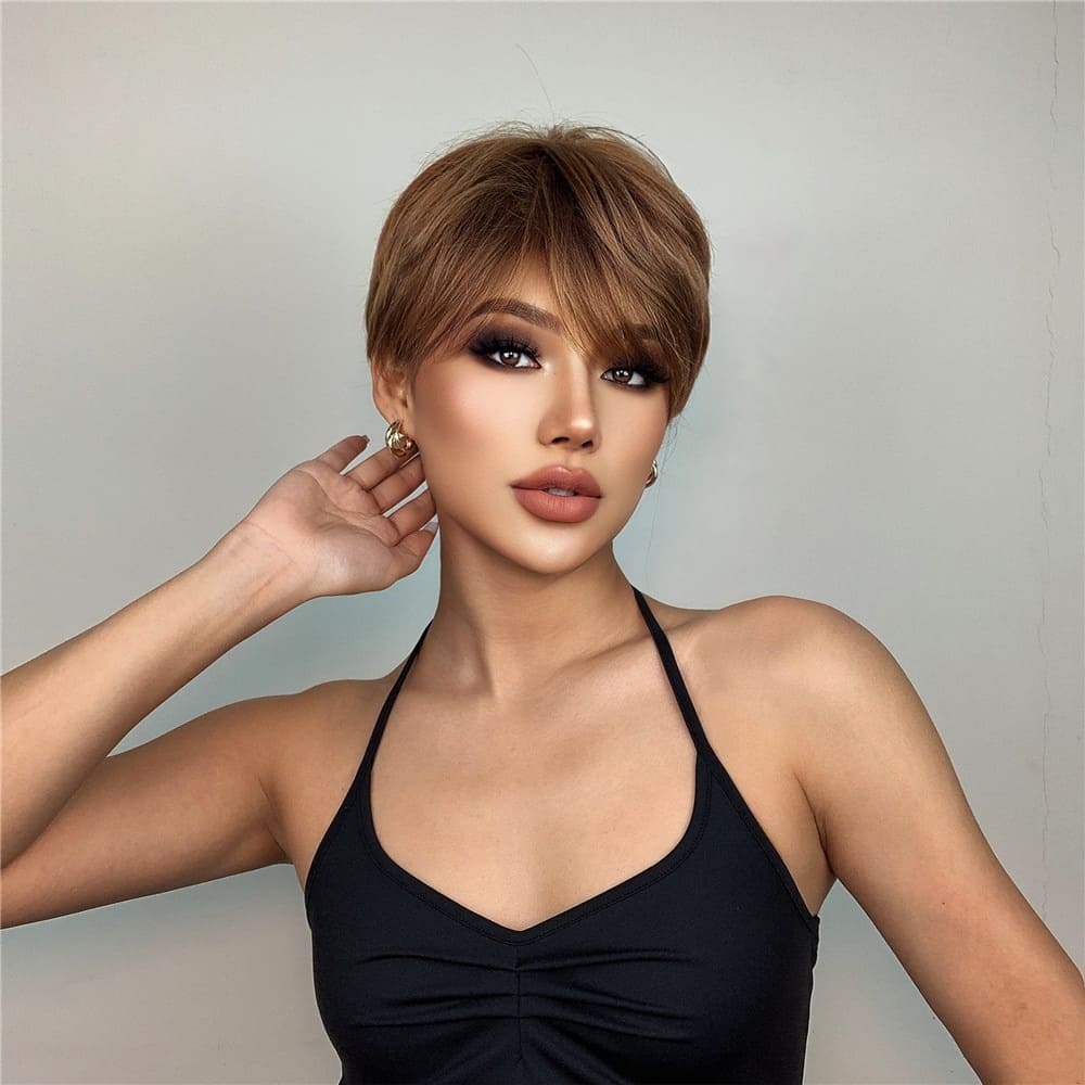 Perruque châtain courte féminité