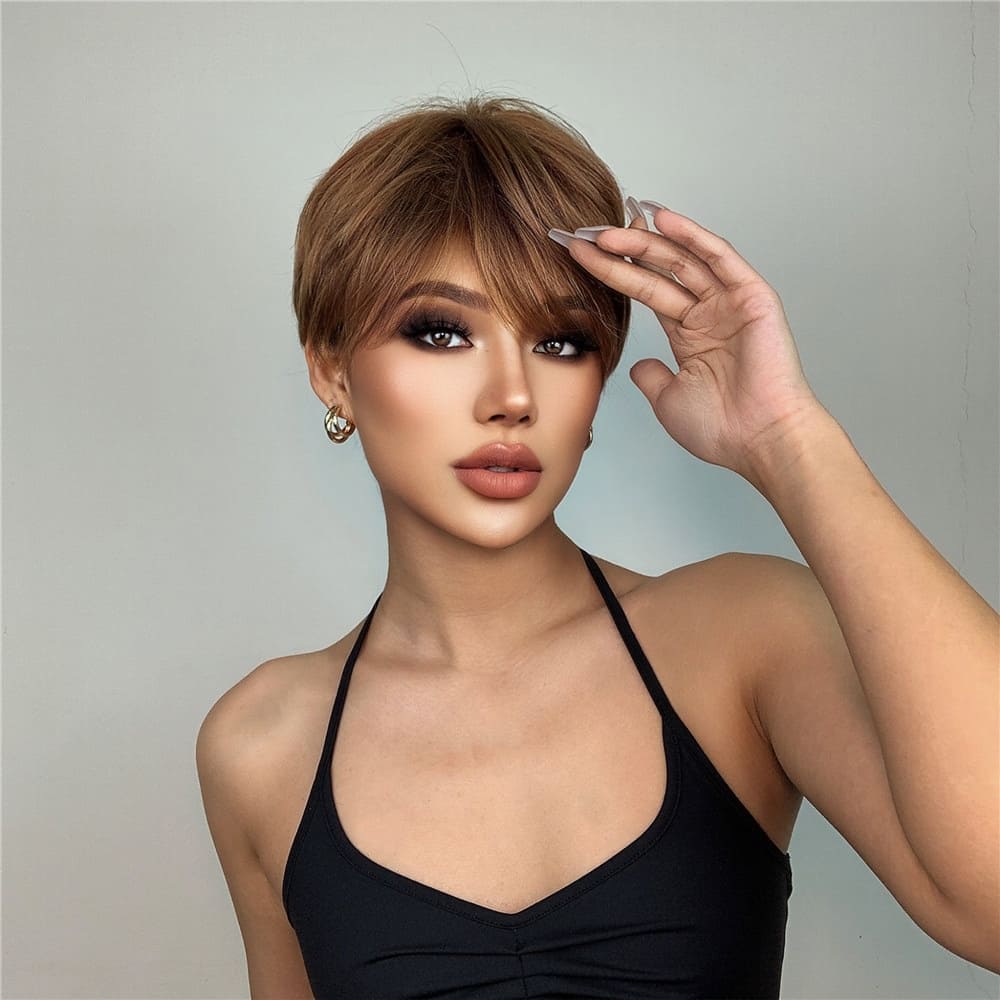 Perruque châtain courte sexy