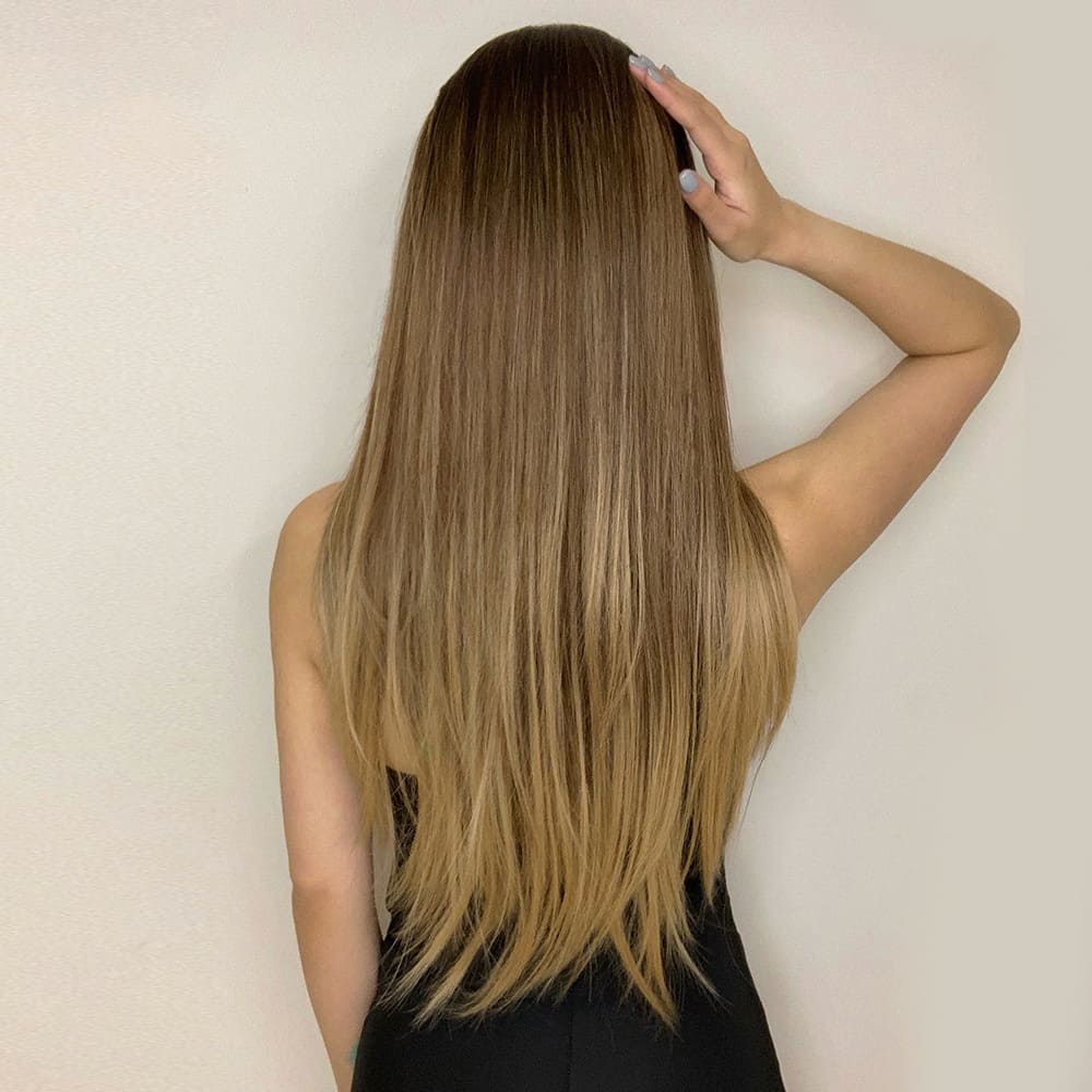 Perruque châtain foncé nuque