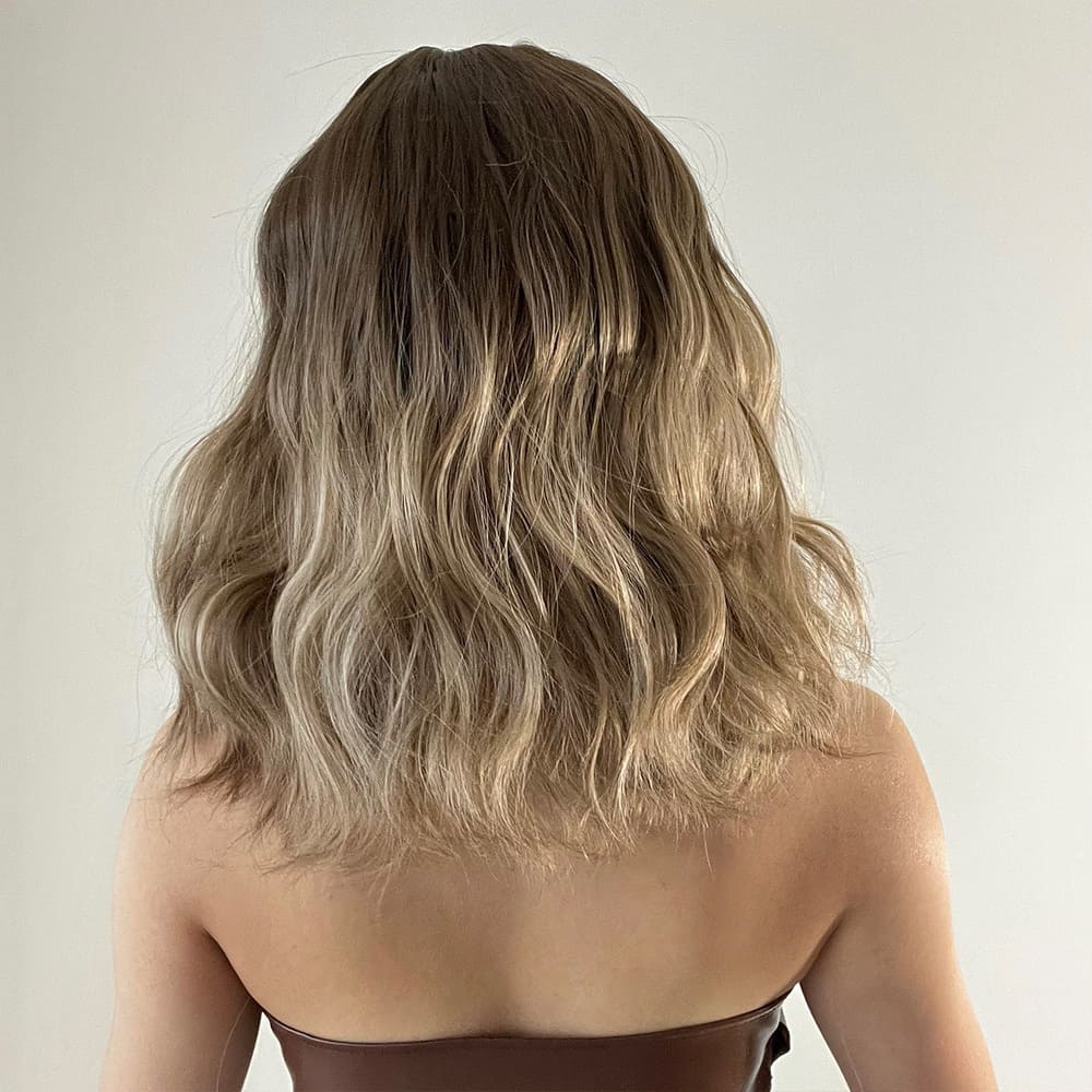 Perruque chatain mi long nuque