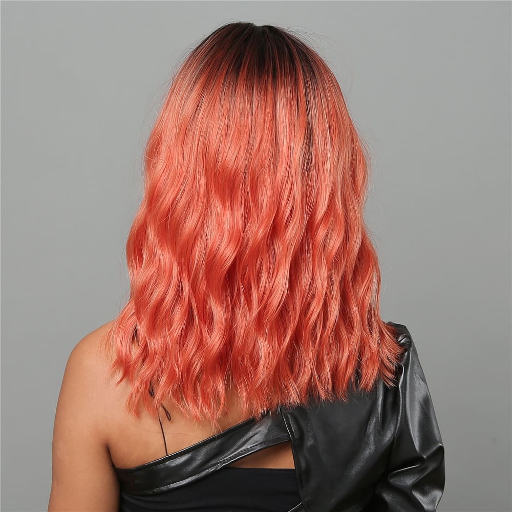 Perruque femme rousse cuivrée nuque