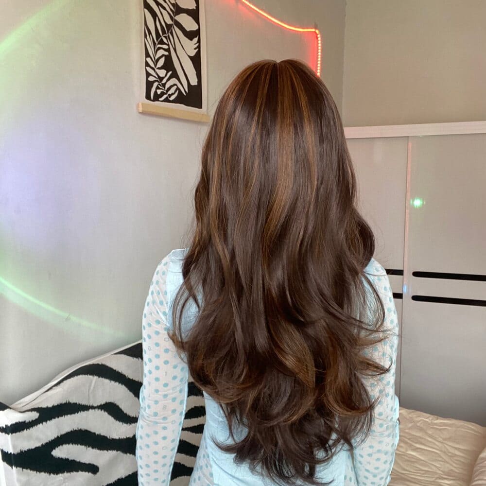 Perruque longue frange nuque