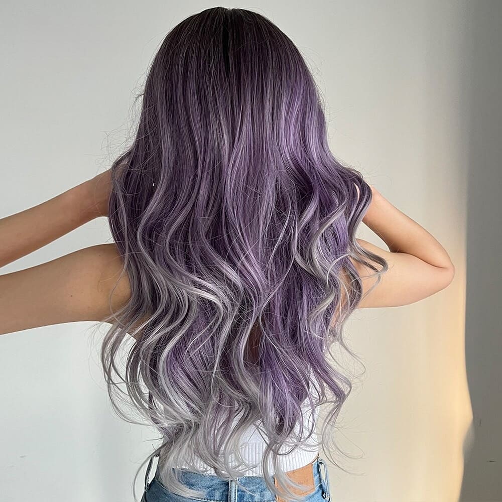 Perruque noire et violette ondulée
